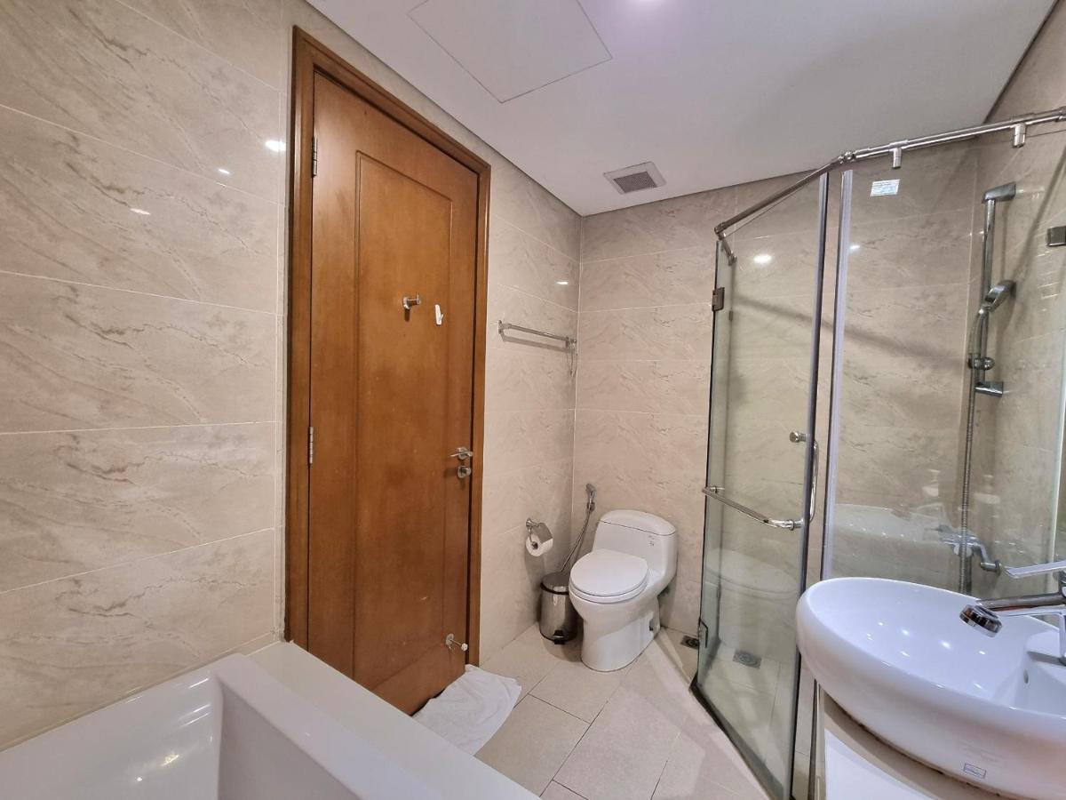 Enay Apartment - Vinhomes Central Park - Landmark Ho Chi Minh Zewnętrze zdjęcie