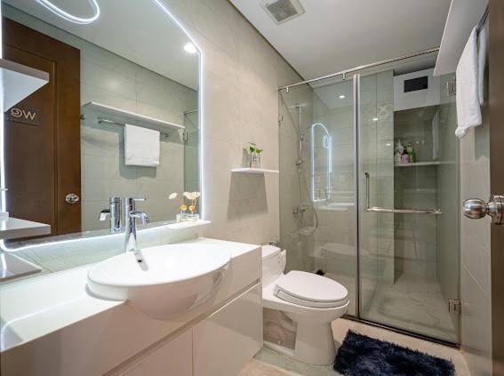 Enay Apartment - Vinhomes Central Park - Landmark Ho Chi Minh Zewnętrze zdjęcie